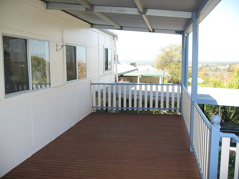 8 William Street, Parkes NSW 2870