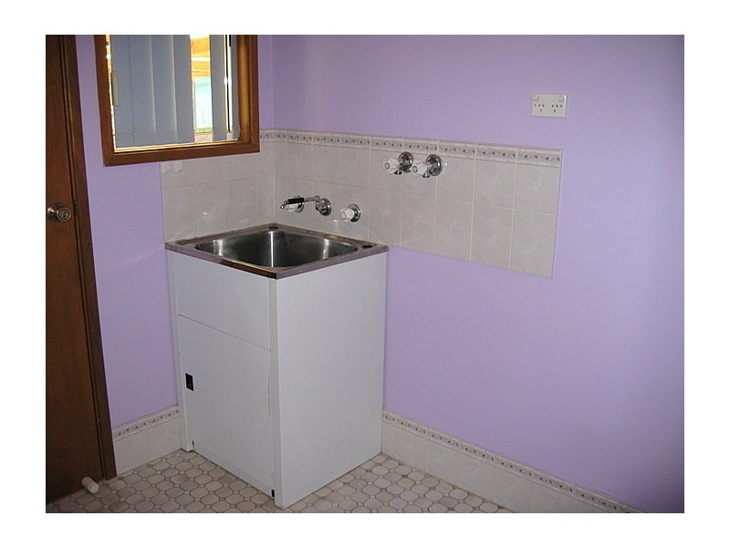 34 Flinders Street, Parkes NSW 2870