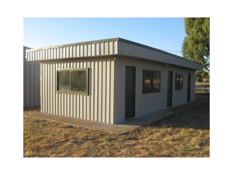 42 Matthews Street, Parkes NSW 2870