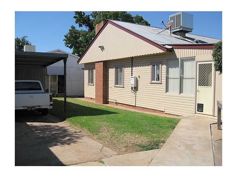 26 Welcome Street, Parkes NSW 2870