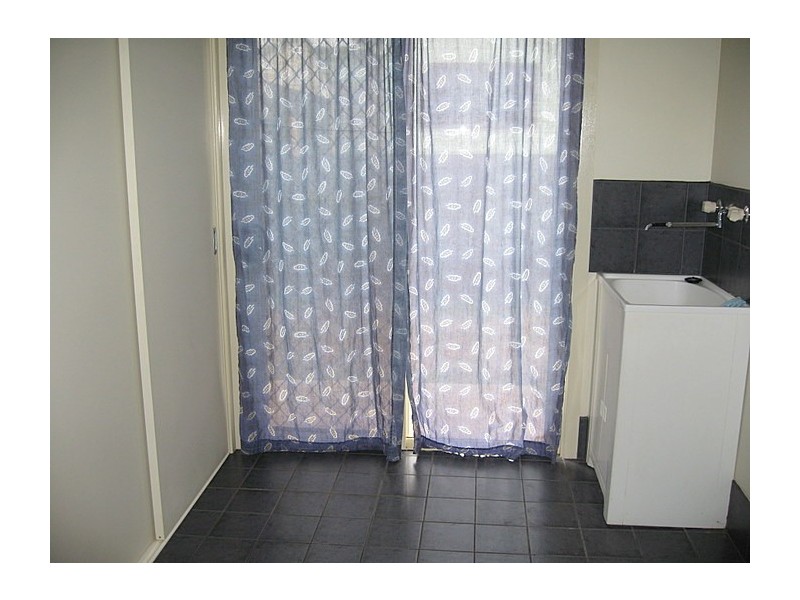 82 High Street, Parkes NSW 2870