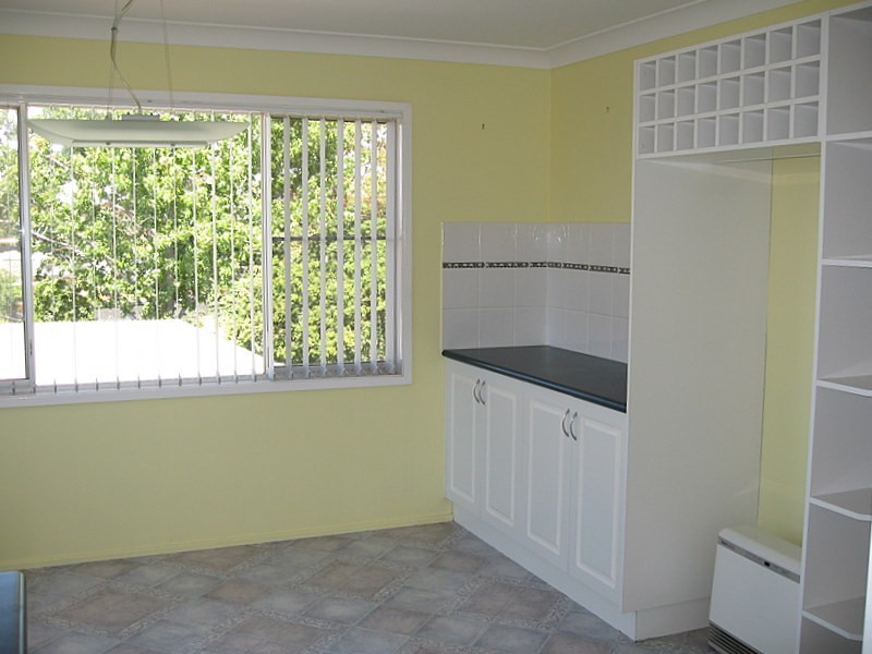 31 Barton Street, Parkes NSW 2870