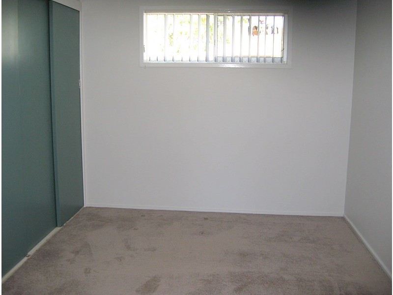 31 Barton Street, Parkes NSW 2870