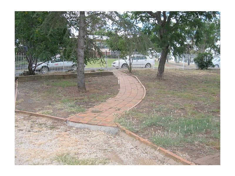 49 Rose Street, Parkes NSW 2870