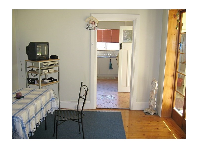 73 Currajong Street, Parkes NSW 2870