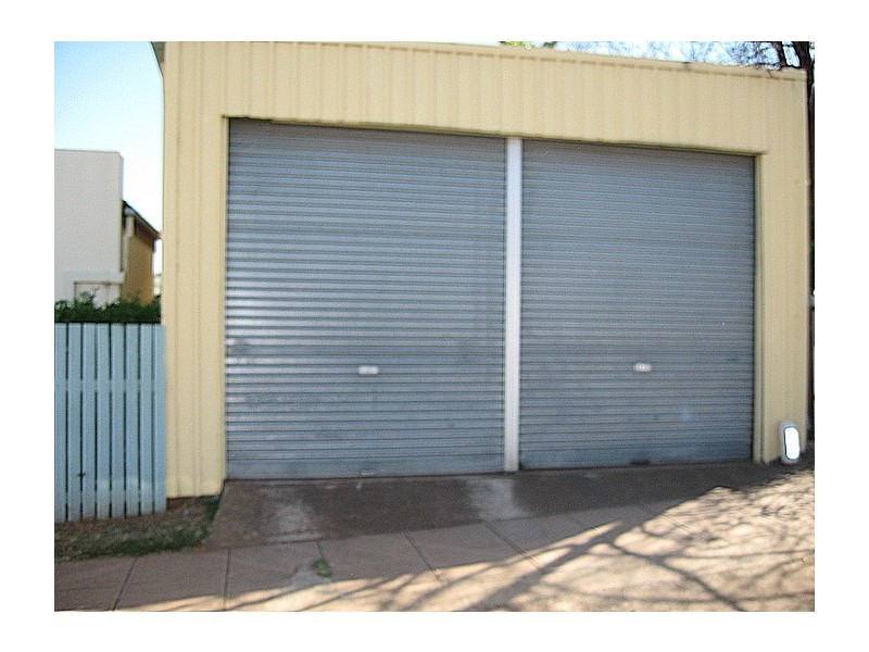 73 Currajong Street, Parkes NSW 2870