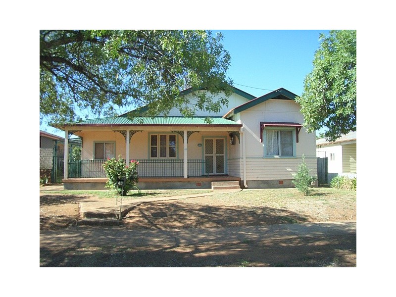 43 Clarinda Street, Parkes NSW 2870
