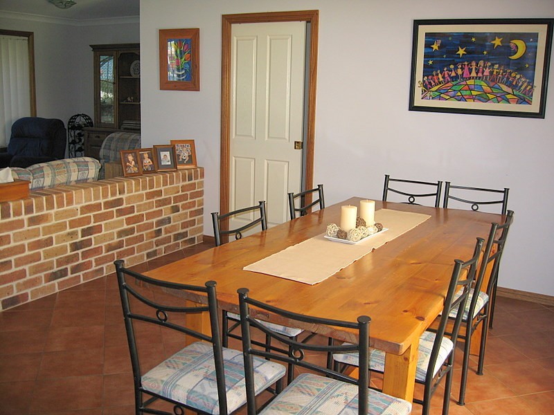 10 Cobden Place, Parkes NSW 2870