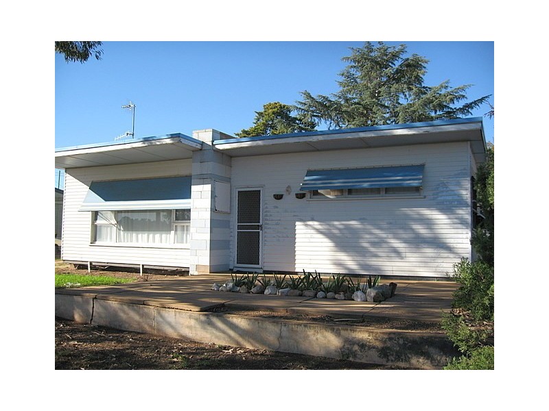 3 Brolgan Road, Parkes NSW 2870