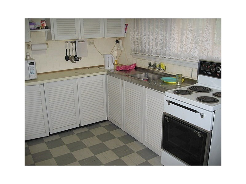 3 Brolgan Road, Parkes NSW 2870
