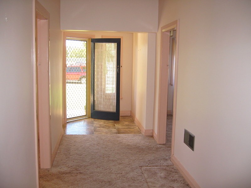 24 Armstrong Street, Parkes NSW 2870