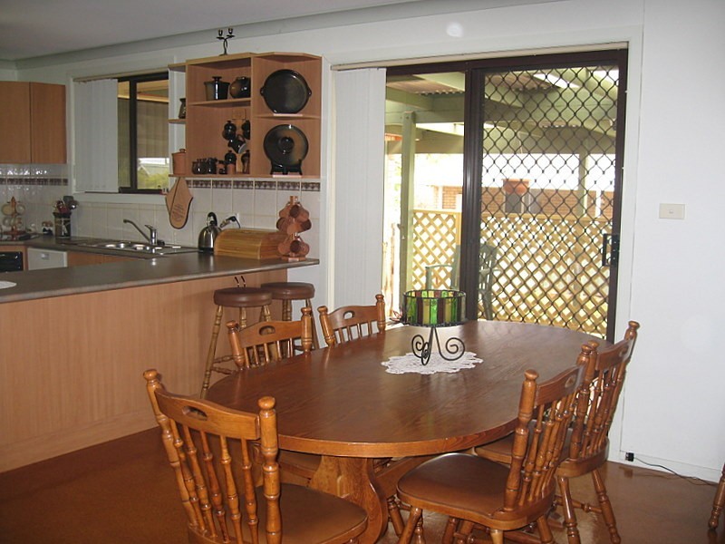 4 George Field Drive, Parkes NSW 2870