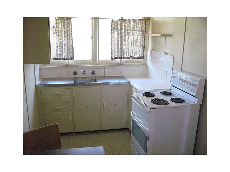 82-84 Derribong Street, Peak Hill NSW 2869
