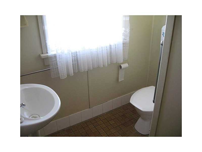 82-84 Derribong Street, Peak Hill NSW 2869