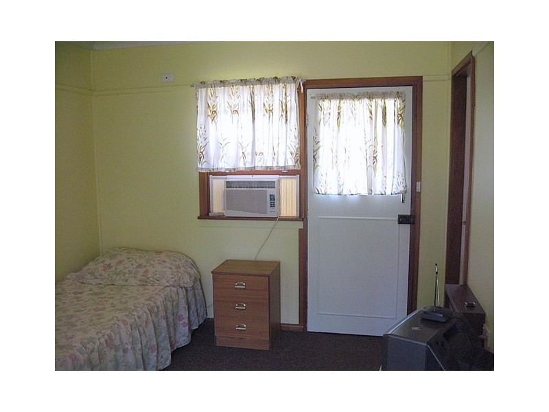 82-84 Derribong Street, Peak Hill NSW 2869