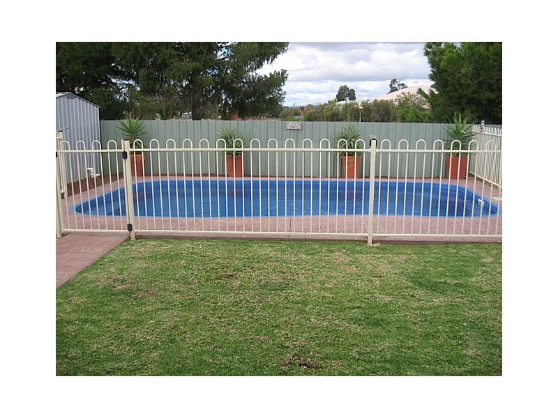 22 Ebelina Crescent, Parkes NSW 2870