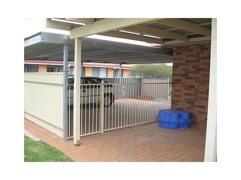 22 Ebelina Crescent, Parkes NSW 2870