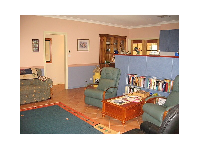 251 Nash Street, Parkes NSW 2870