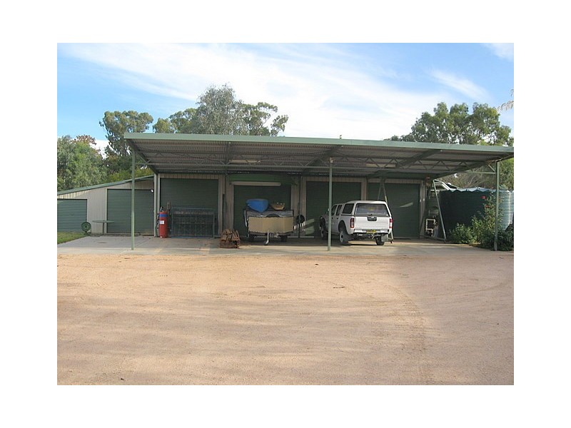 251 Nash Street, Parkes NSW 2870