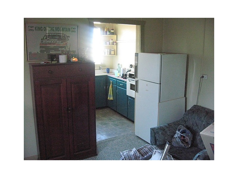 7 Currajong Street, Parkes NSW 2870
