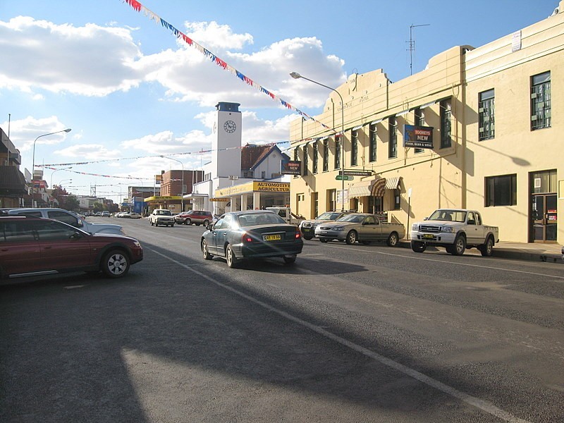137-141 Clarinda Street, Parkes NSW 2870