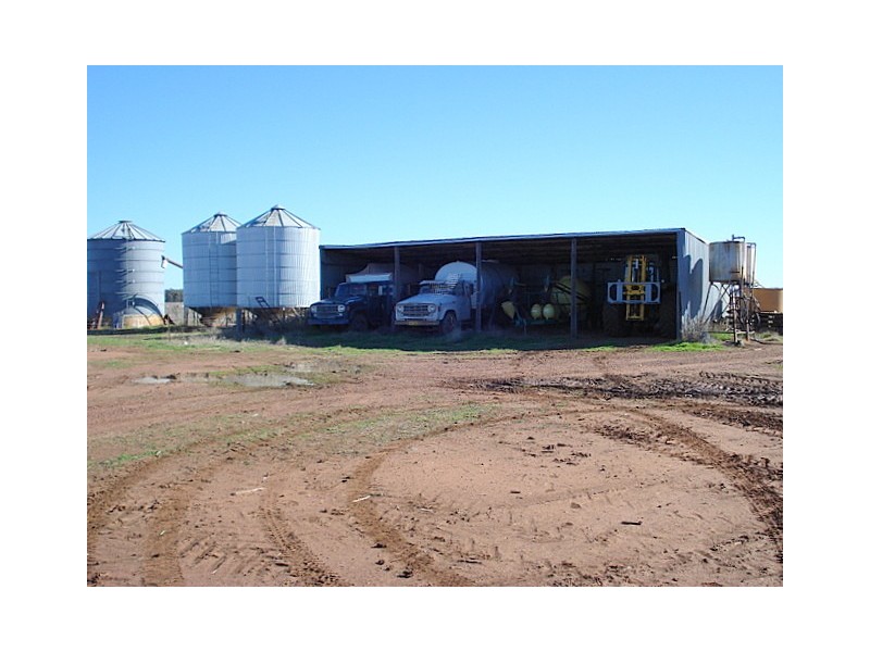 Parkes NSW 2870