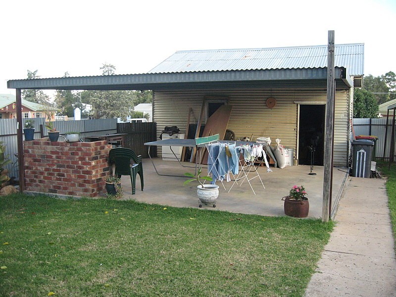 102 Clarinda Street, Parkes NSW 2870