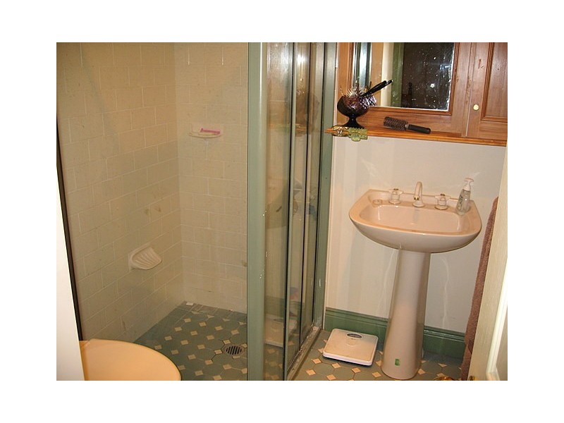 1/4 Friendship Place, Parkes NSW 2870