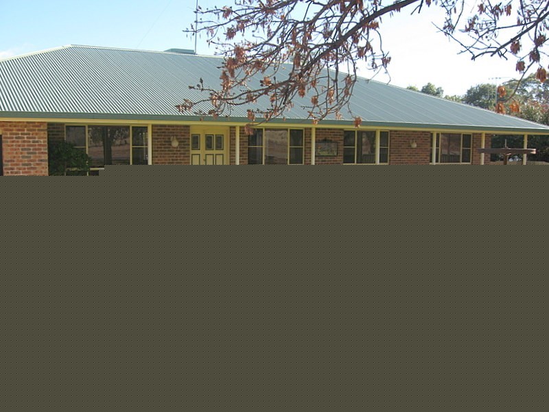 13 Moulden Street, Parkes NSW 2870