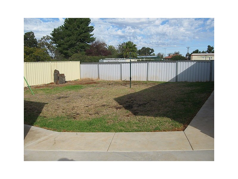 10 Mimosa Avenue, Parkes NSW 2870