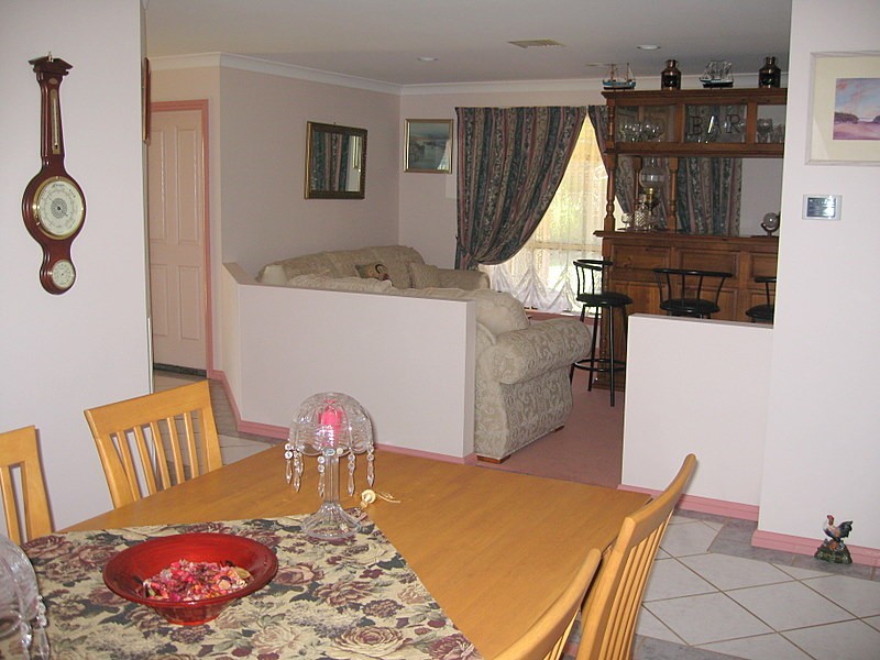 21 Glenburnie Close, Parkes NSW 2870