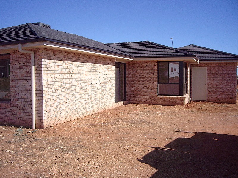 7 Cedar Crescent, Parkes NSW 2870