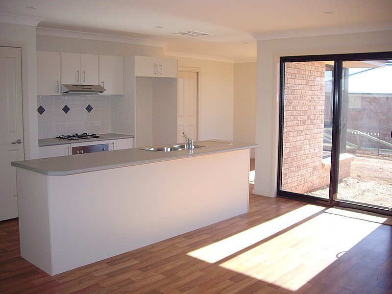 7 Cedar Crescent, Parkes NSW 2870