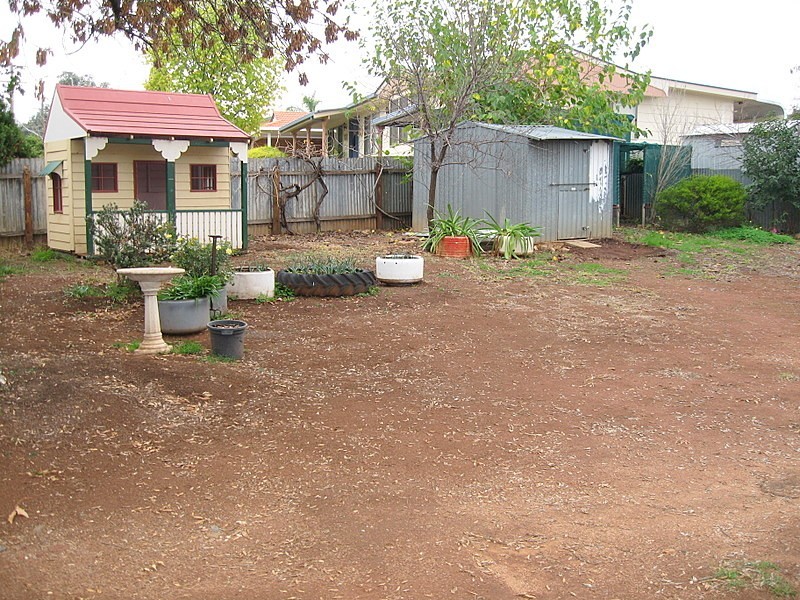 18 Wentworth Street, Parkes NSW 2870