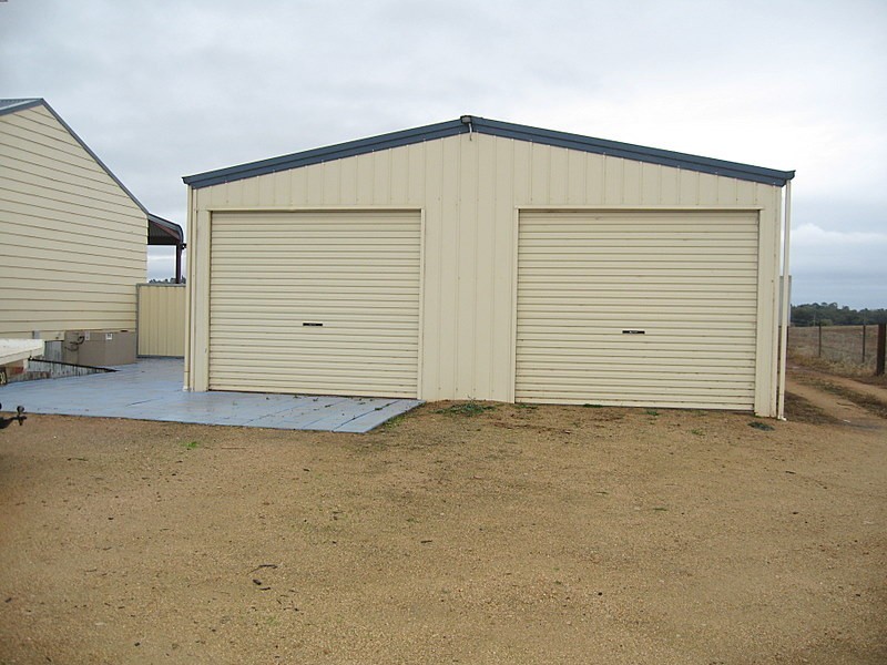 20 Field Road, Parkes NSW 2870