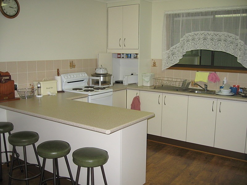 6 Basil Avenue, Parkes NSW 2870