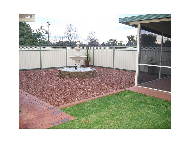 240 Nash Street, Parkes NSW 2870