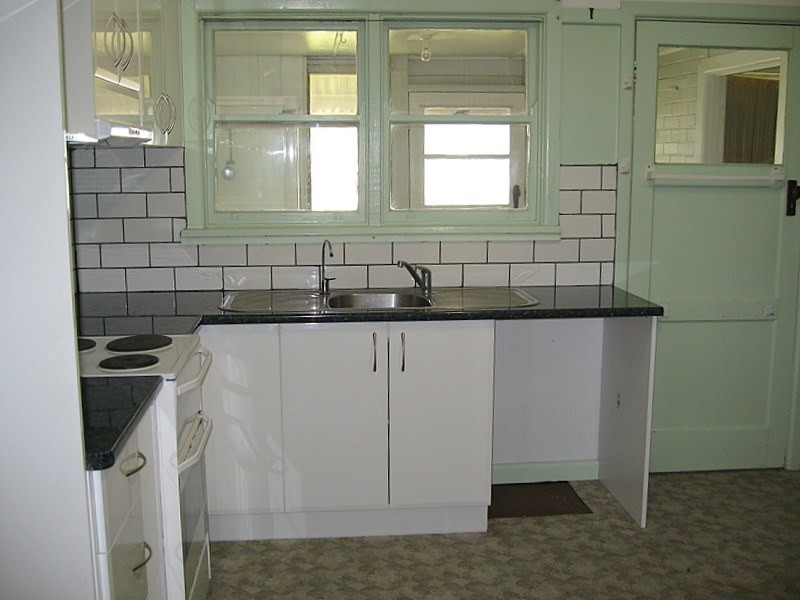 31  Cecile Street, Parkes NSW 2870