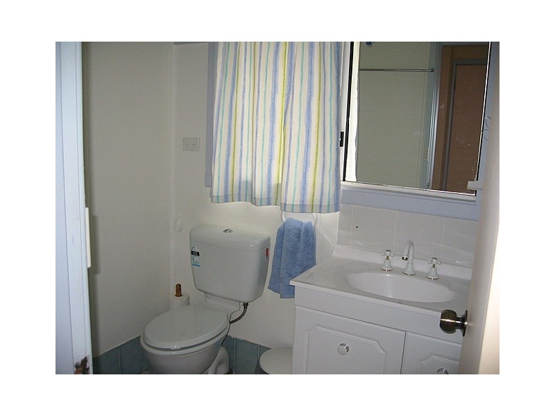 100 Close Street, Parkes NSW 2870