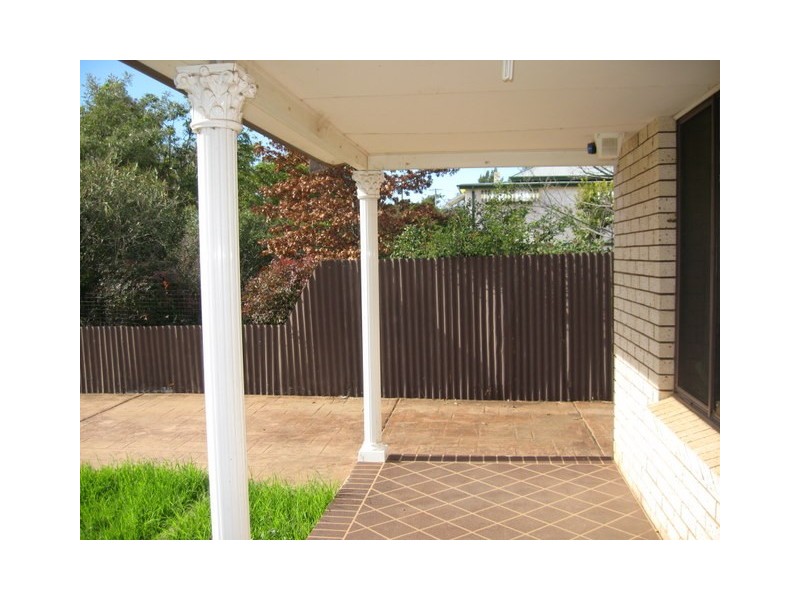 7  Medlyn Street, Parkes NSW 2870