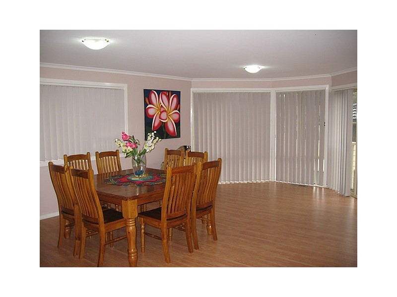 22 Glenburnie Close, Parkes NSW 2870