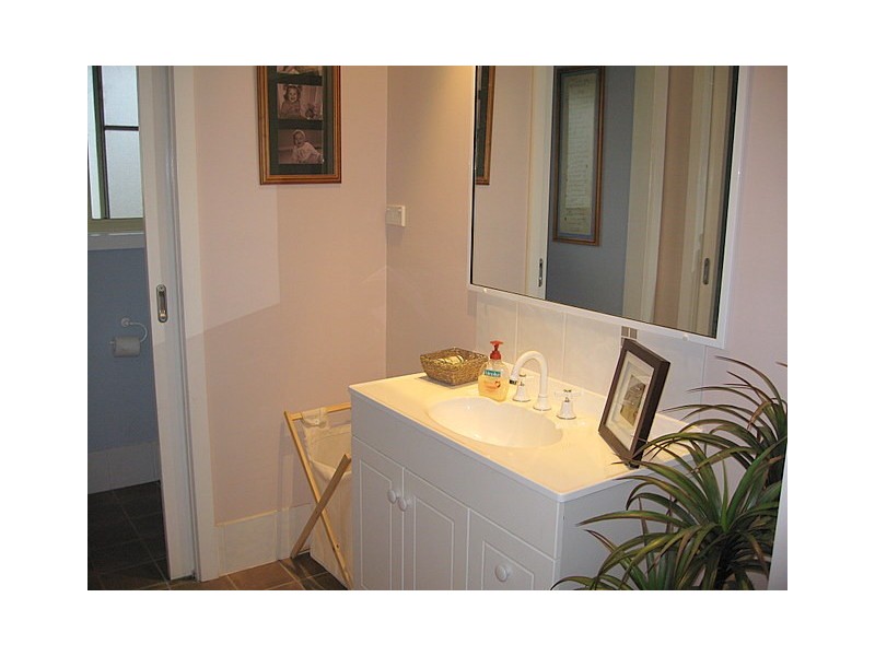 22 Glenburnie Close, Parkes NSW 2870