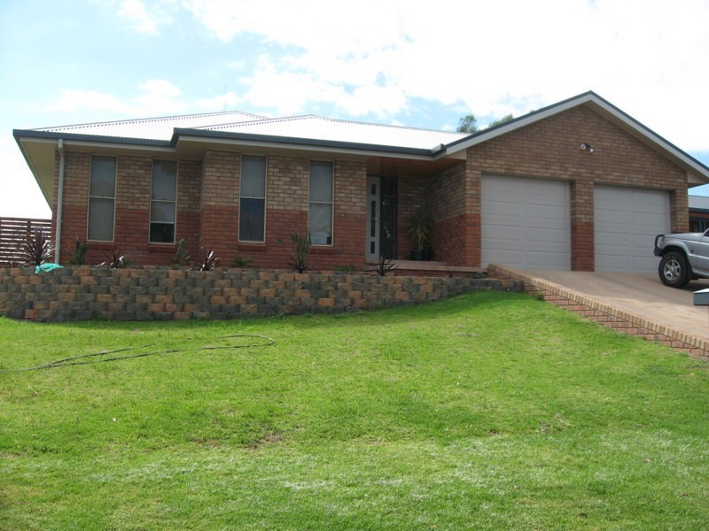 23 Park Street, Parkes NSW 2870