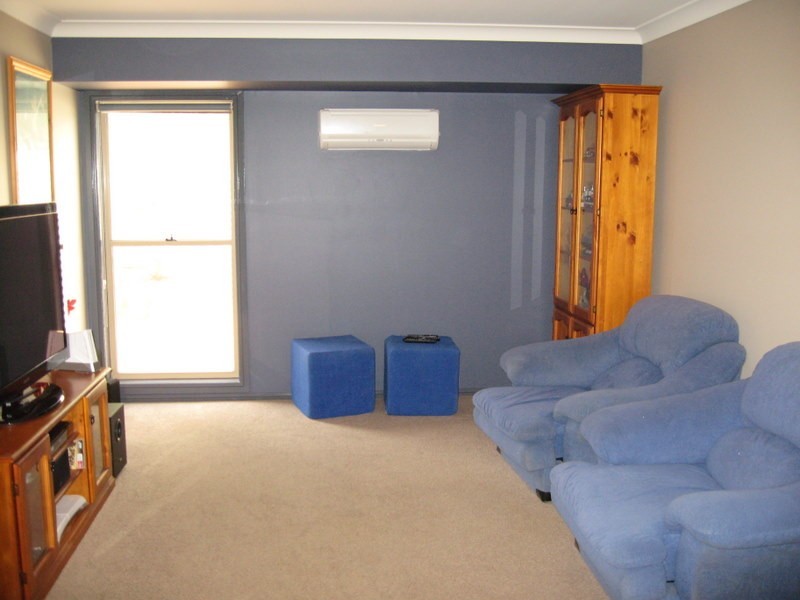 23 Park Street, Parkes NSW 2870