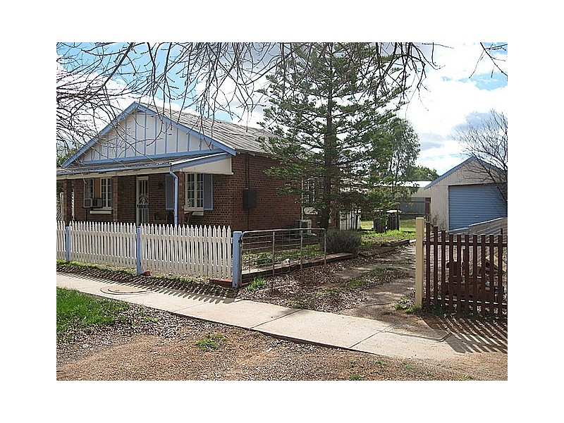 66 Dalton Street, Parkes NSW 2870