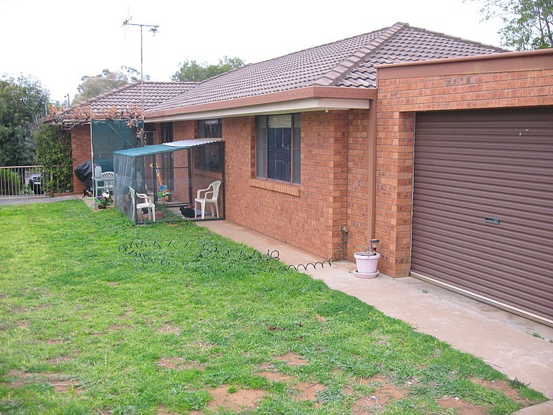 32 Lorking Street, Parkes NSW 2870