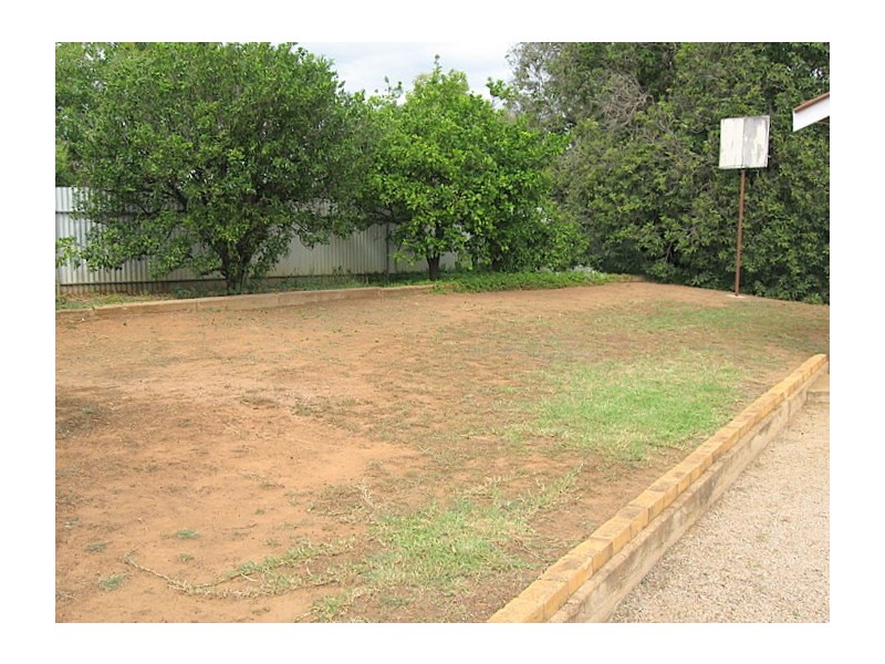 161  Currajong Street, Parkes NSW 2870