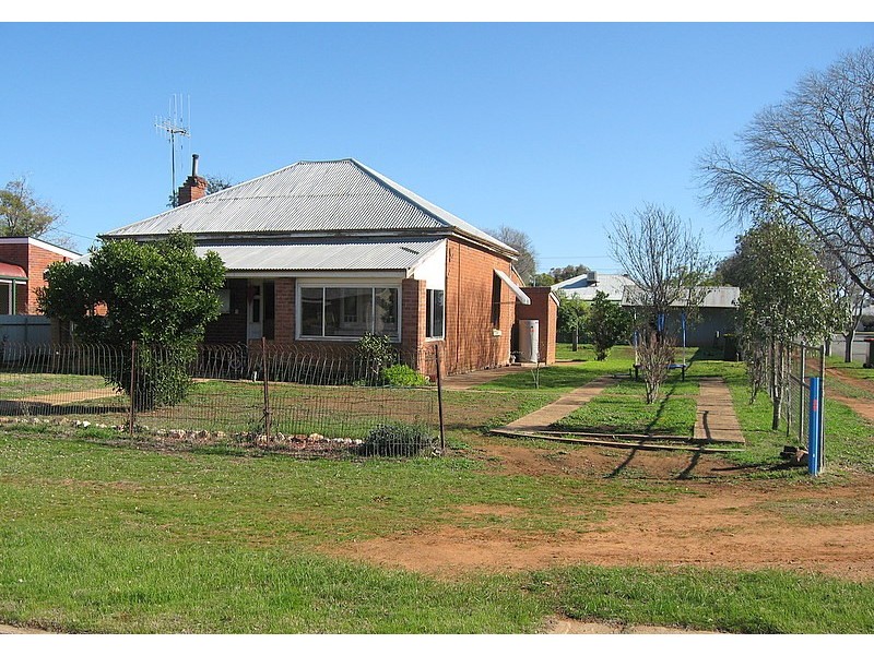 28 Lynch Street, Parkes NSW 2870