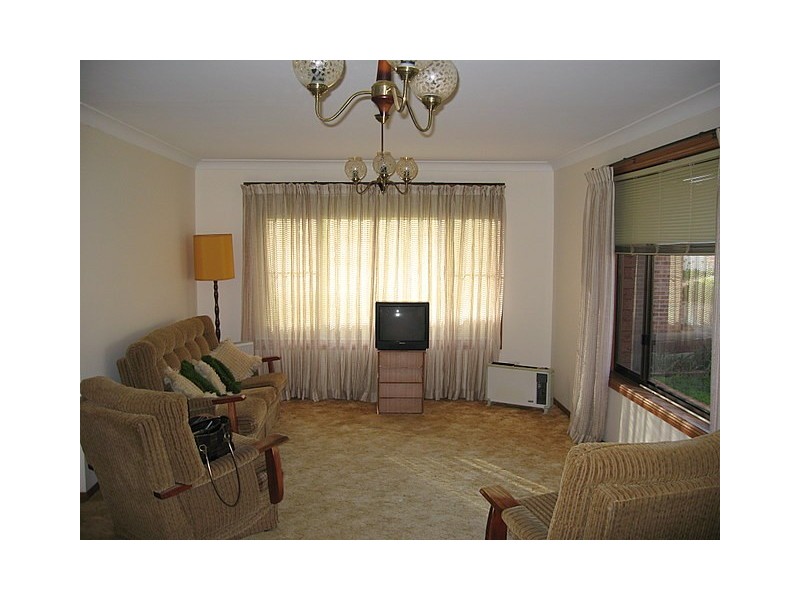 108 Warrah Street, Peak Hill NSW 2869