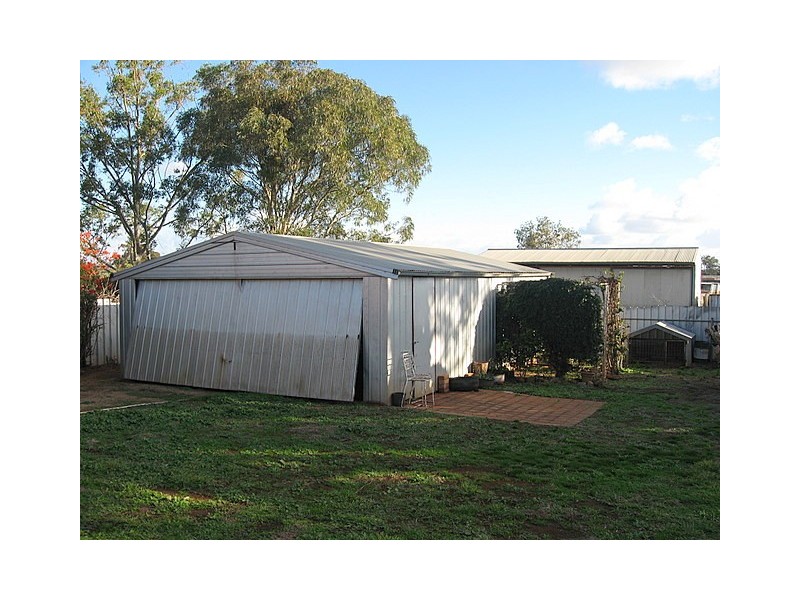 108 Warrah Street, Peak Hill NSW 2869